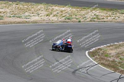 media/Apr-20-2025-AHRMA (Sun) [[393a79c373]]/Race/Group 9/Turn 4b/